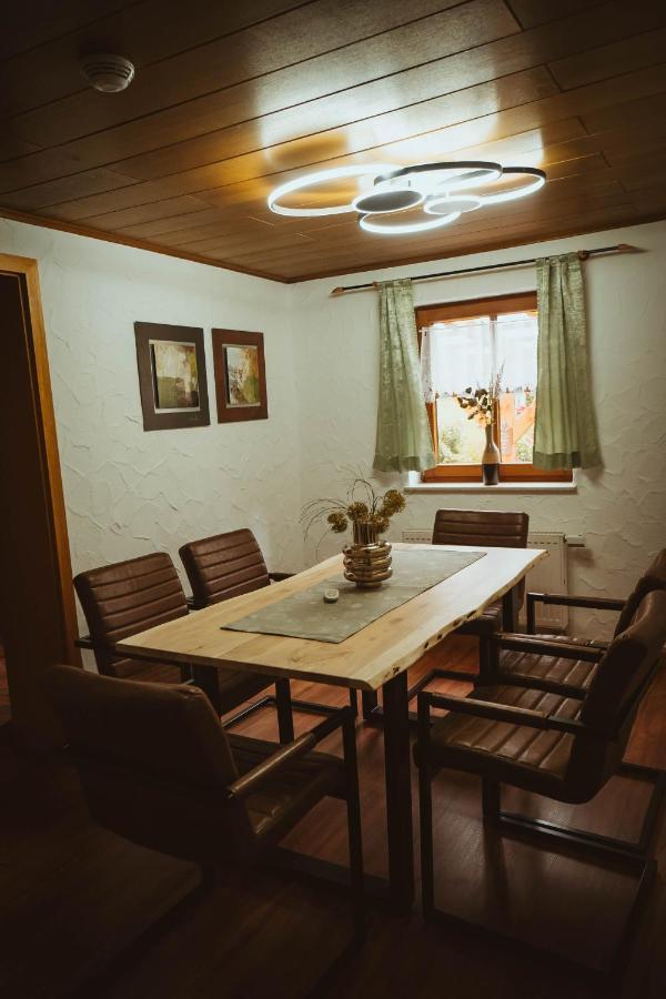 Ferienparadies Am Kammerberg - Ein Ganzes Haus Fuer Sie Alleine!!! Weißenhorn Esterno foto