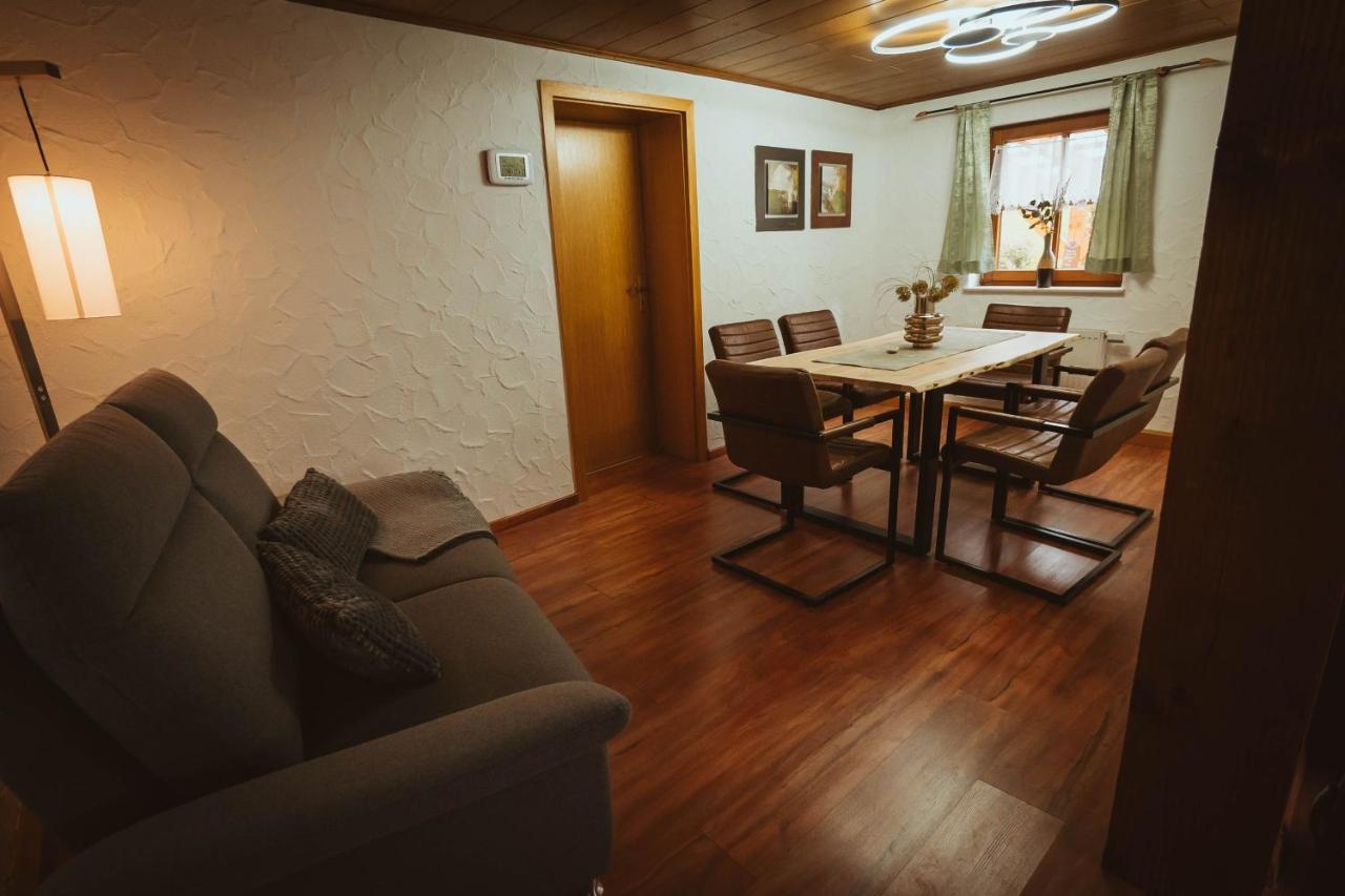 Ferienparadies Am Kammerberg - Ein Ganzes Haus Fuer Sie Alleine!!! Weißenhorn Esterno foto